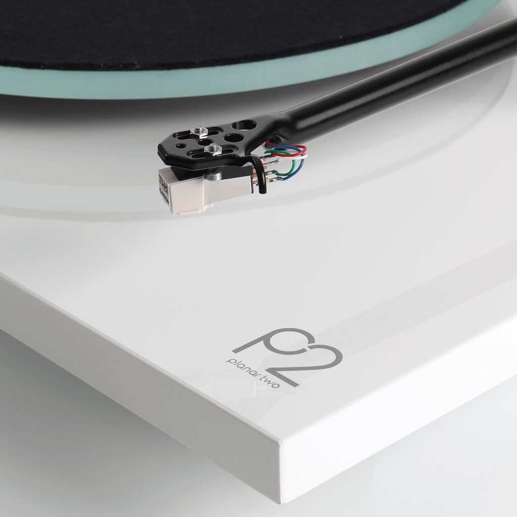 Rega-Planar-2-Detail-Cartridge