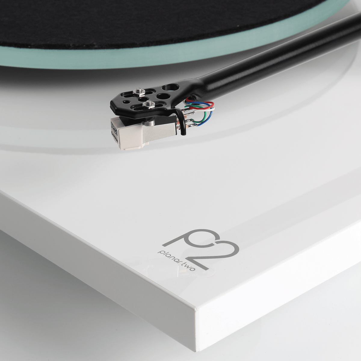 Rega-Planar-2-Detail-Cartridge