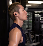 Sennheiser-Momentum-Sport--lifestyle