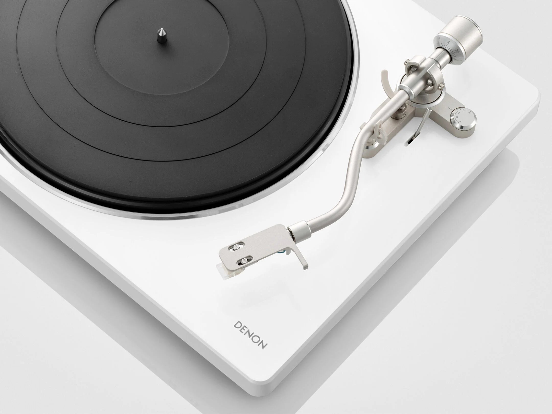 denon-DP-400-White_crop