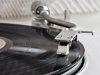 denon-DP-400-White_scene-4