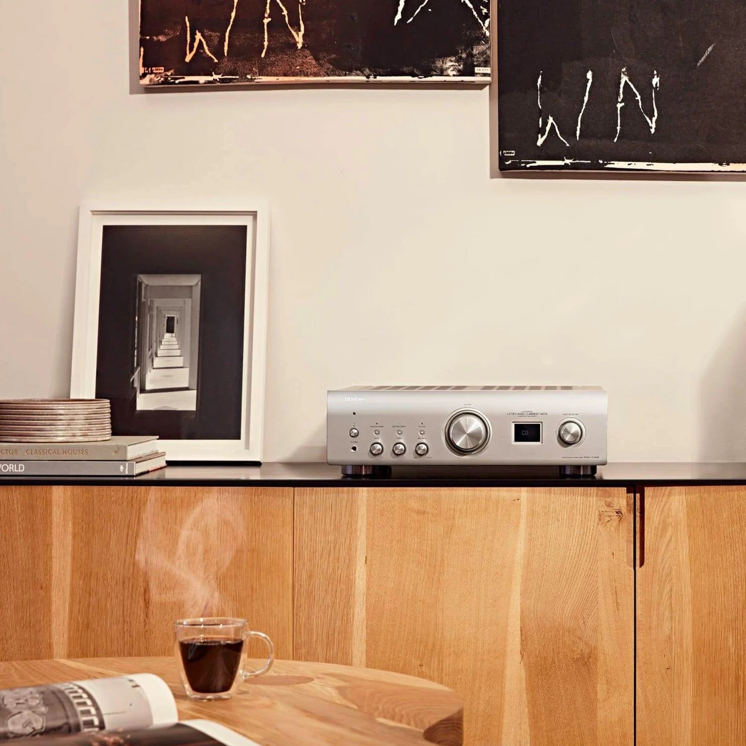 denon-pm-1700ne-lifestyle