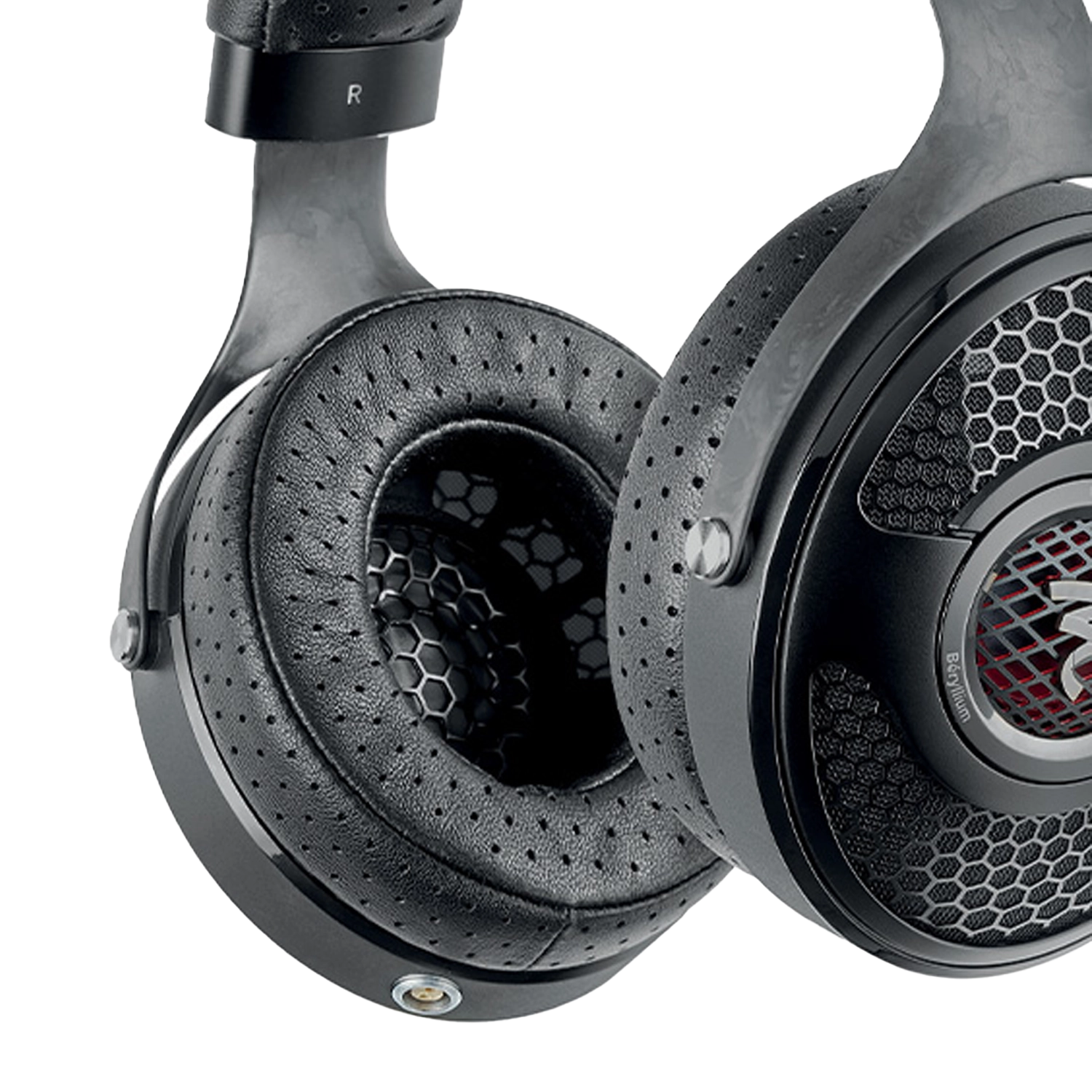 focal-utopia-detalle-almohadillas