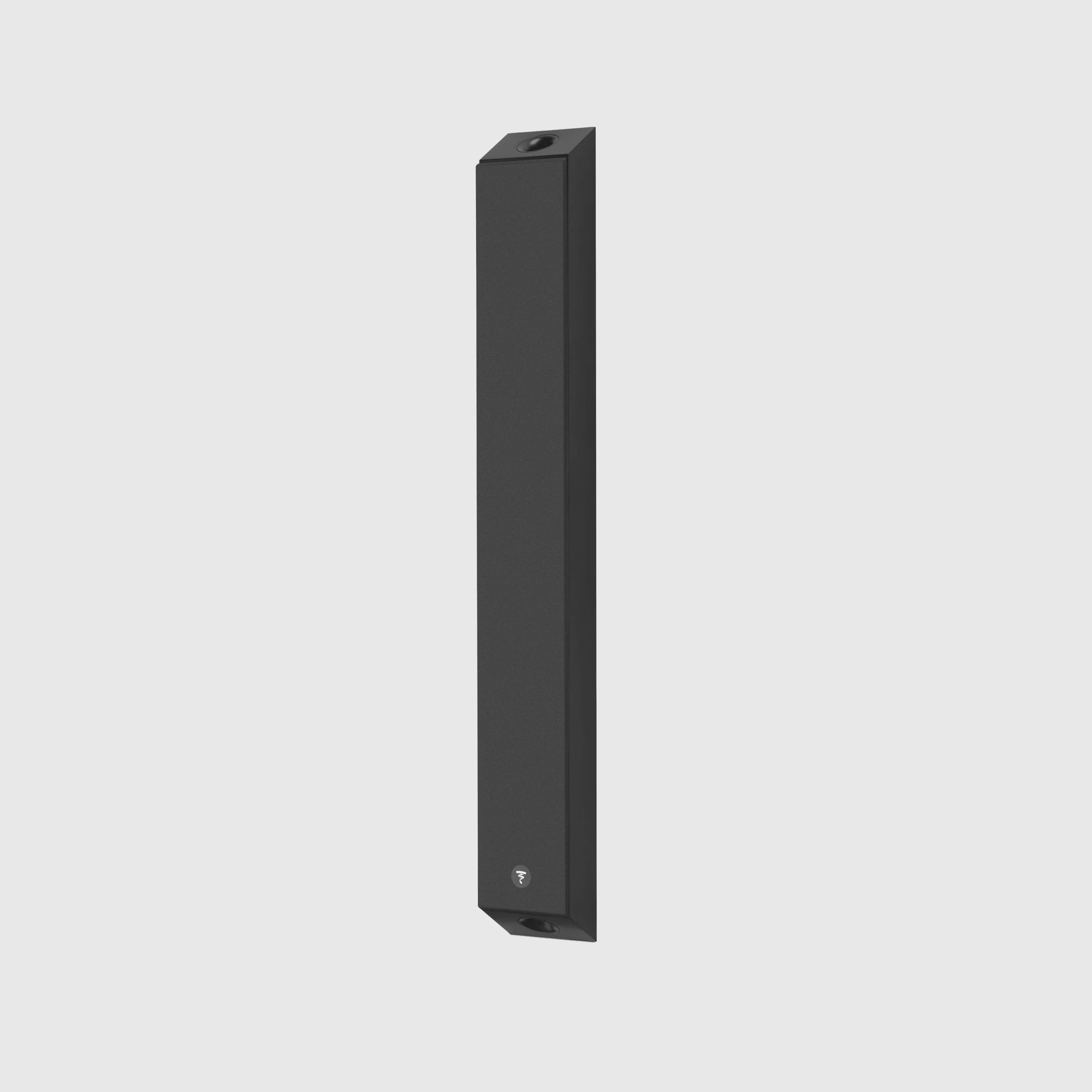 focal on wall 302 negro aside