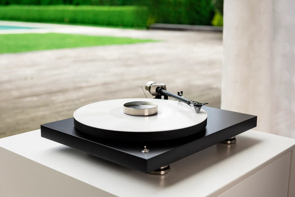 pro-ject-Debut-PRO-lifestyle-gallery-8
