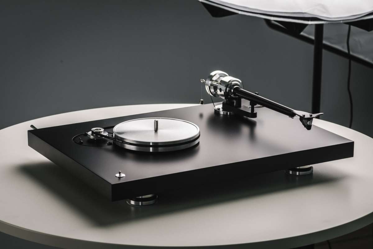 pro-ject-Debut-Reference-10