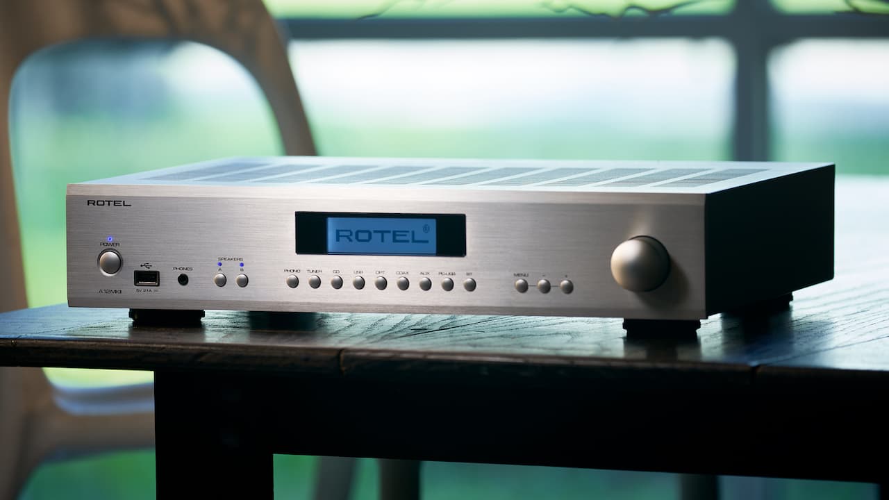 rotel-a12mkii-integrated-amp-lifestyle