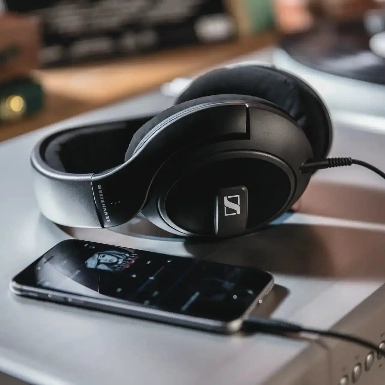 sennheiser-hd-569-lifestyle