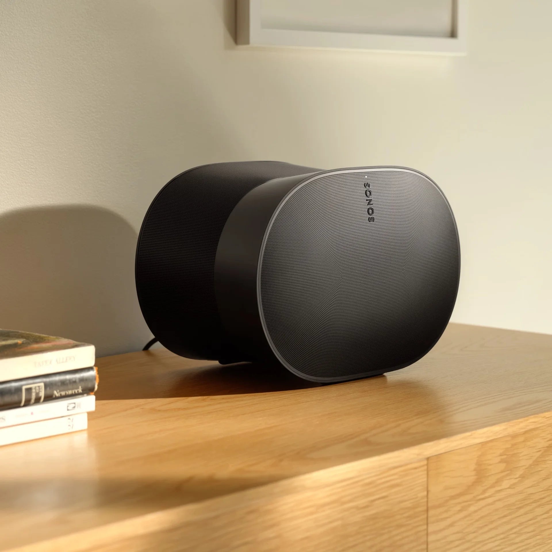 sonos-era-300-lifestyle-altavoz-inalambrico