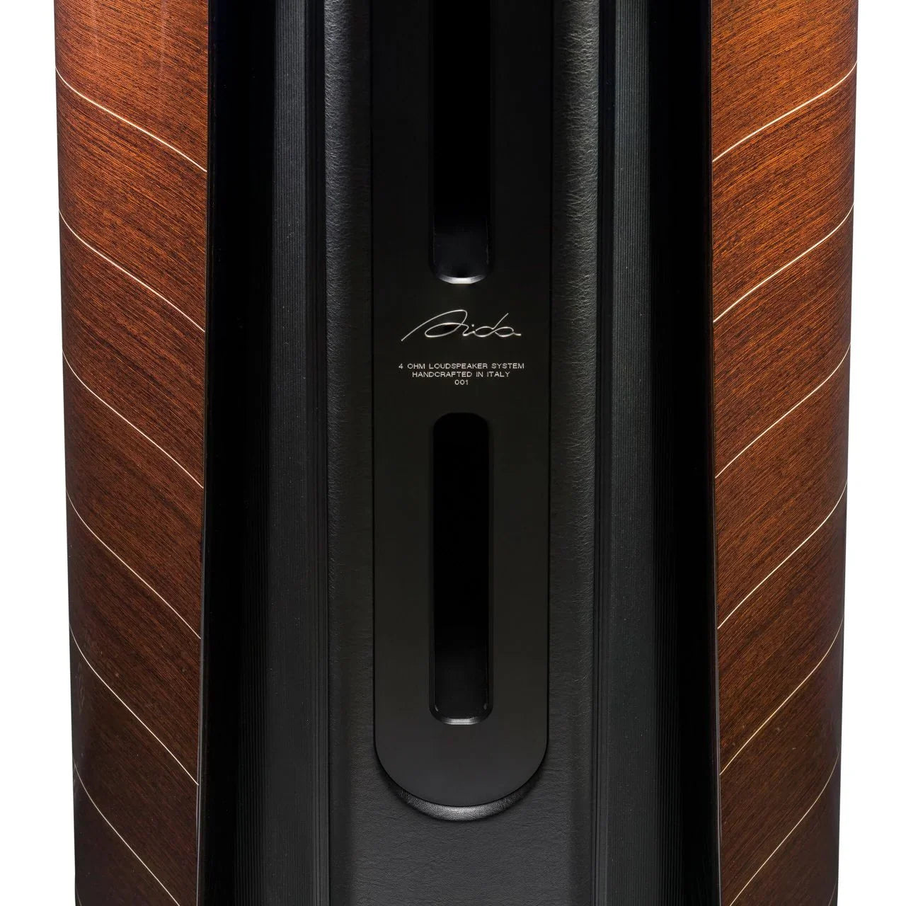 sonus-faber-aida-detalle-rear